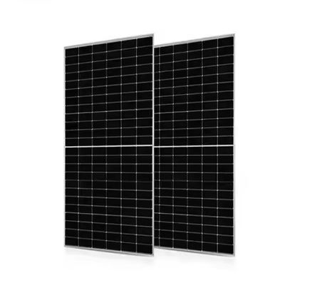Modulo di silicio monocristallino con doppio vetro bifaciale 555W 565W 575W 585W pannello fotovoltaico